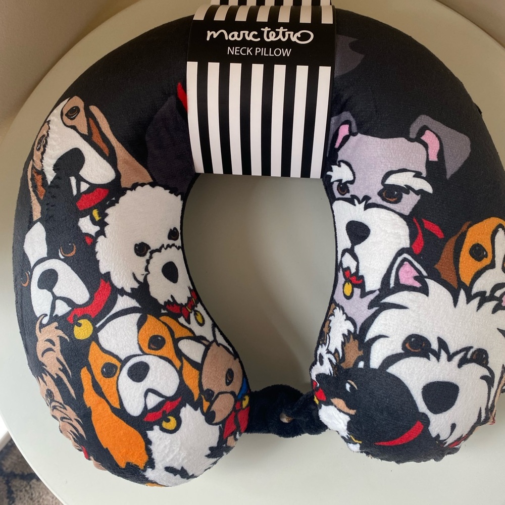 NWT Marc Tetro Neck Pillow, Dog Design
